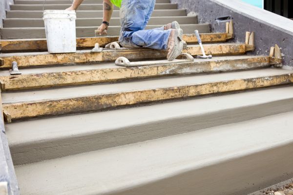 Concrete Steps Pouring in Bradenton