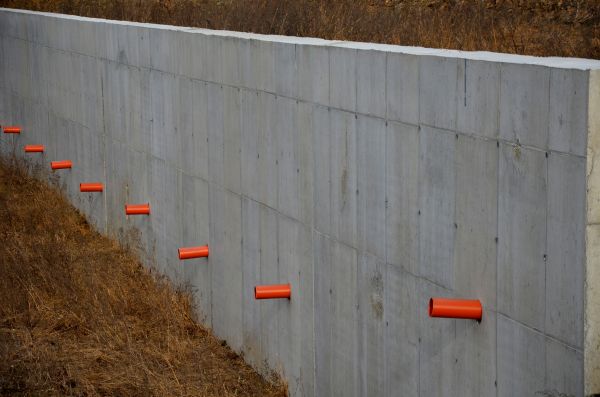 Cement Wall Pouring in Bradenton
