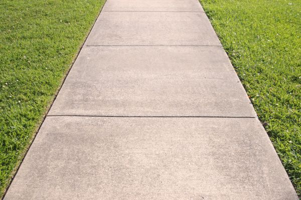 Cement Sidewalk Replacement in Bradenton