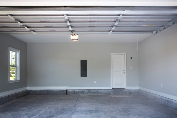 Garage Floor Pouring in Bradenton