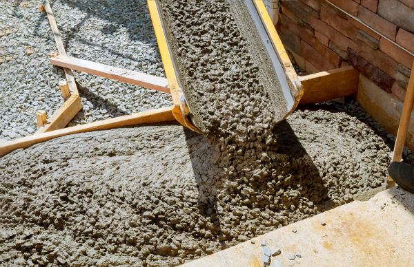 Cement Walkway Pouring in Bradenton