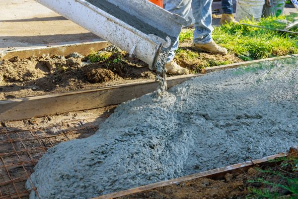 Driveway Concrete Pouring in Bradenton