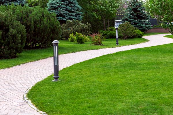 Backyard Sidewalk Installation in Bradenton